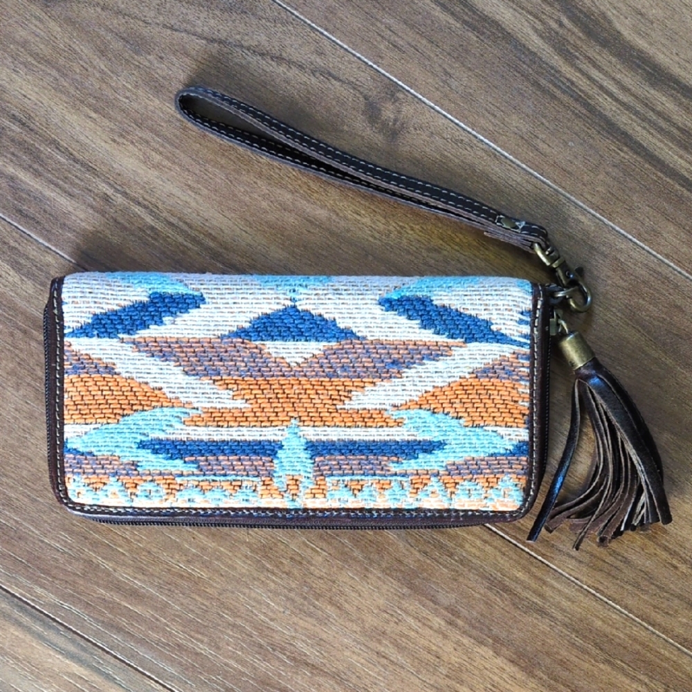New Myra Bag Sun Serape Clutch Wallet